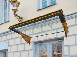 Козырек ресторана