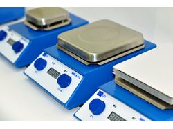 Дизайн наклейки для магнитной мешалки от UOS lab
