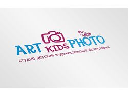 Разработка логотипа для студии детской фотографии