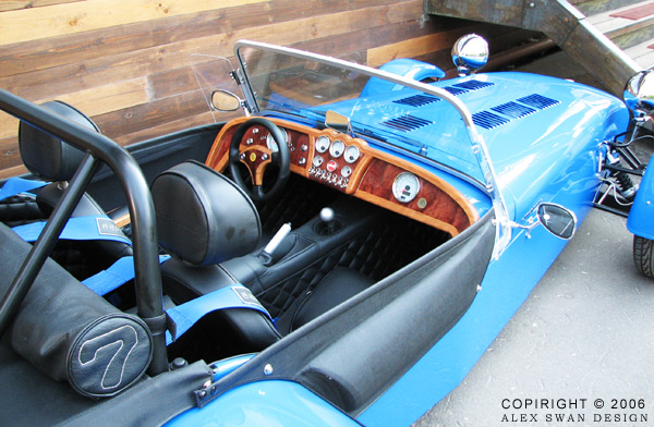 Интерьер LOTUS SUPER 7.jpg