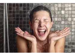 Как использовать контрастный душ для похудения?