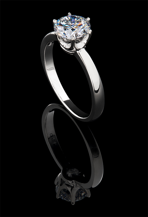 Ювелирные украшения с бриллиантами Diamond Jewelry.jpg