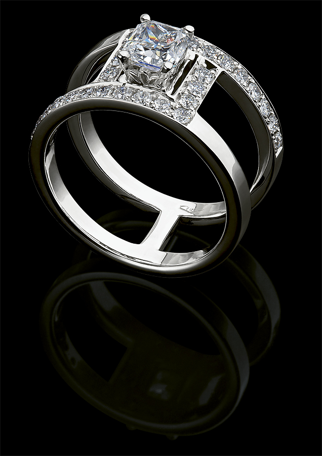 Ювелирные украшения с бриллиантами Diamond Jewel.jpg