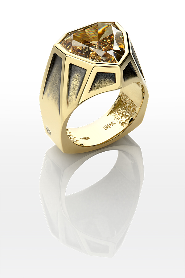 Бриллианты крупные уникальные эксклюзивные цветные.jpg