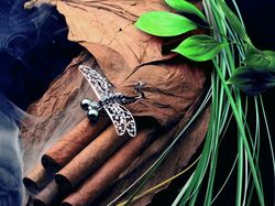 Украшения с крупными бриллиантами Diamond Jewelry
