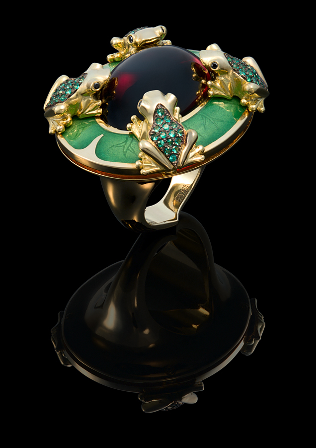 Jewelry Photography. Diamond Jewelry. Royal Gems.jpg