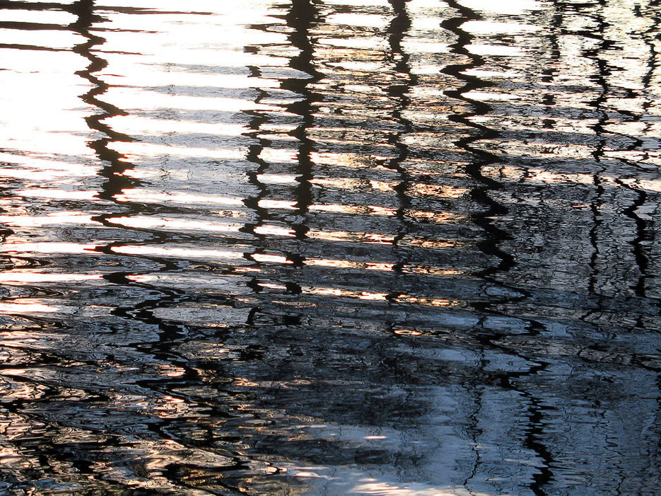 Фотофактура (отражения на воде).jpg