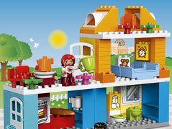 Продающее описание: Lego DUPLO «Семейный дом»