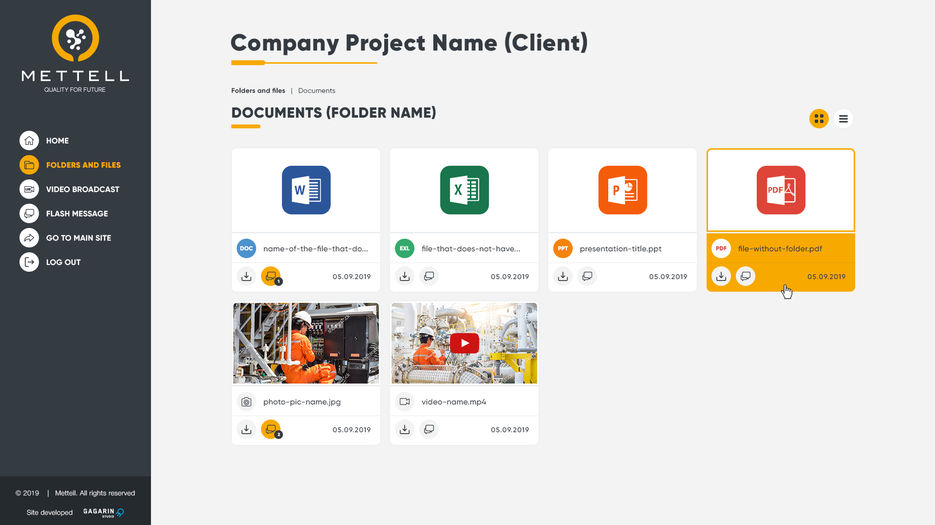 6-client-folder-in.jpg