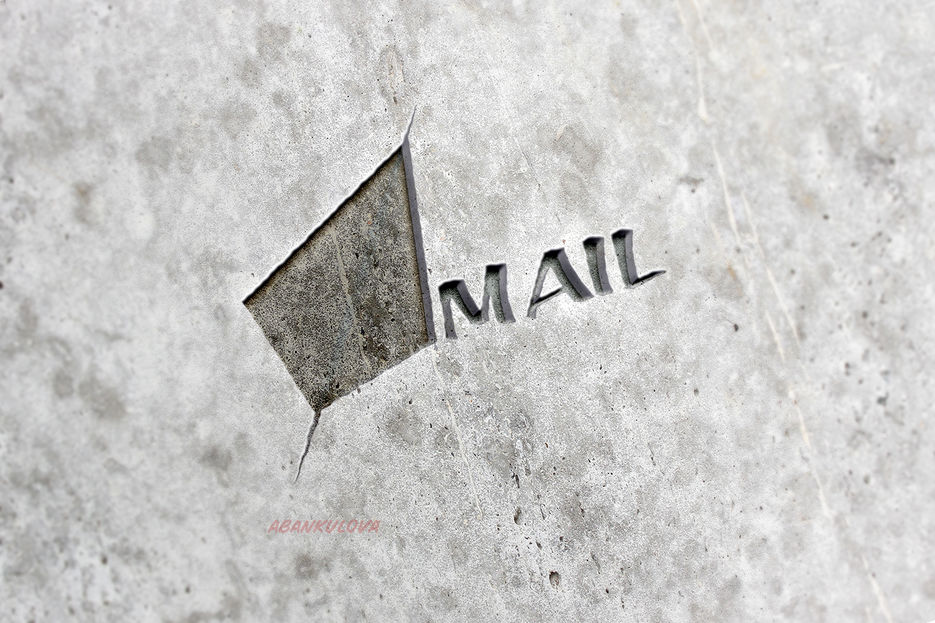 logo mail stone.jpg