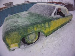 Автомобили из снега 1:1