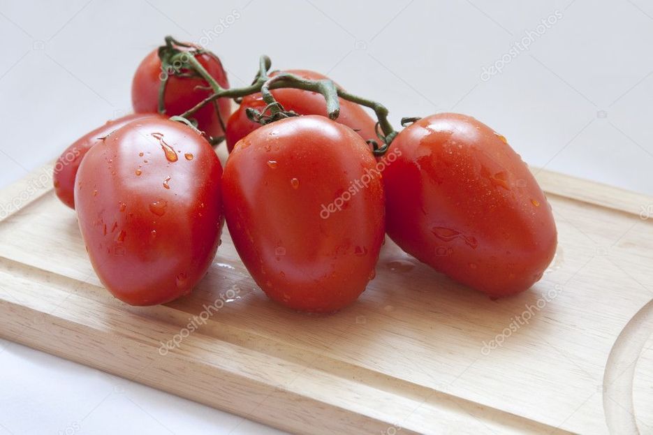 depositphotos_5546697-stock-photo-red-ripe-tomatoes.jpg