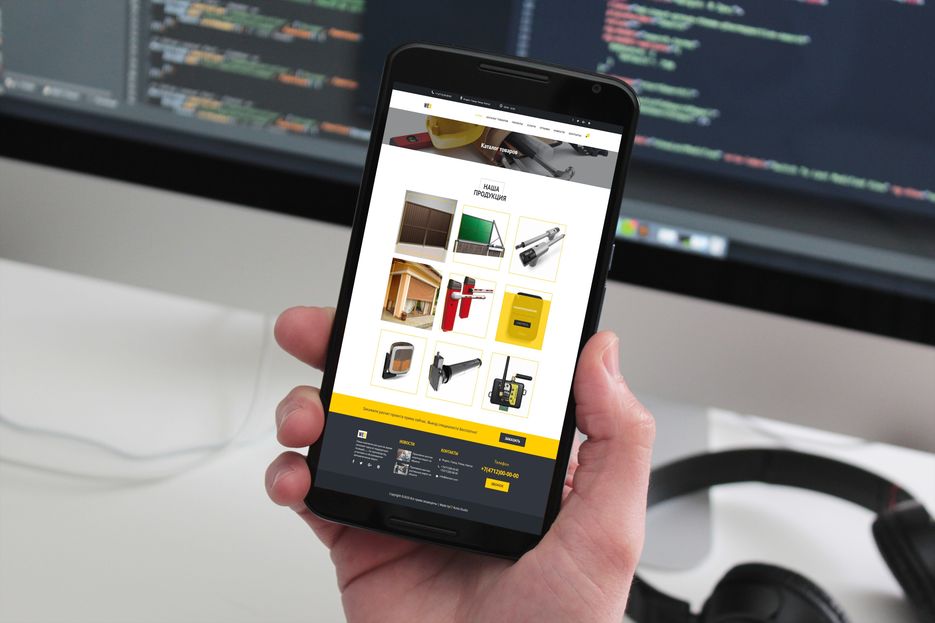 mockDrop_Nexus 6 in front of a iMac-min.jpg