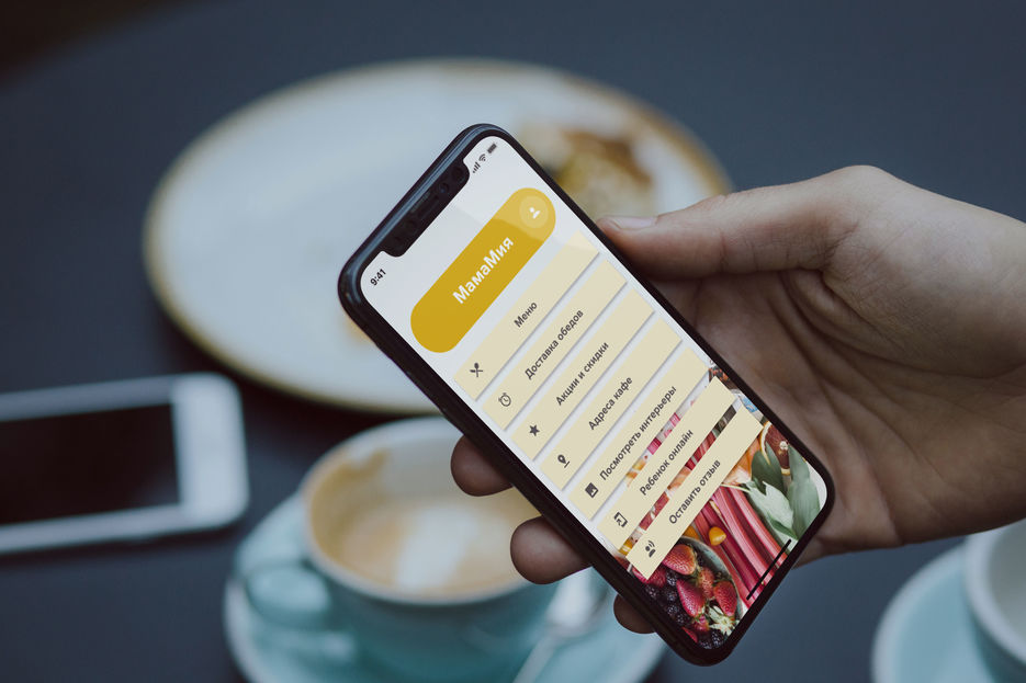 Man holding iPhone X.jpg