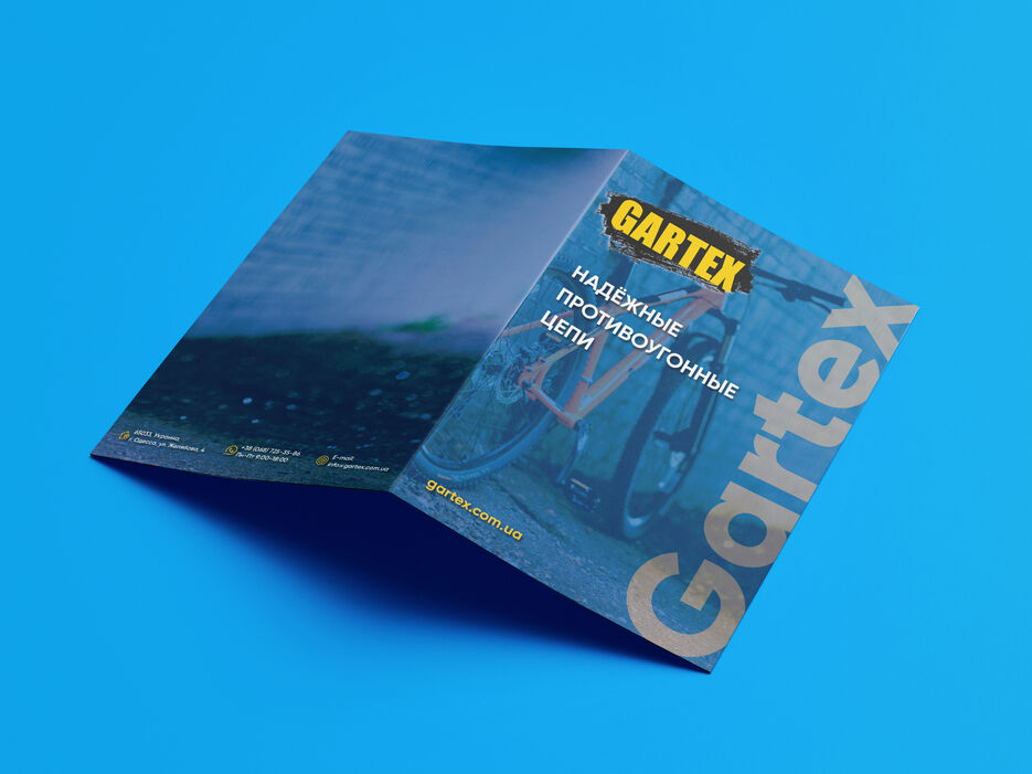Free_US_Half_Fold_Brochure_Mockup_5_1.jpg