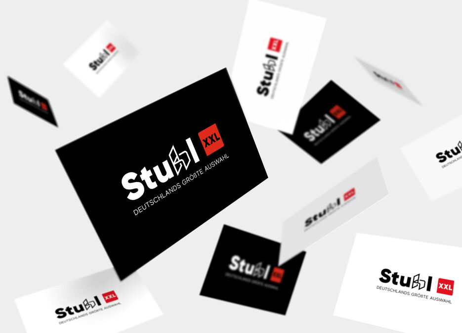 Business_Card_Mockup_2 (2).jpg