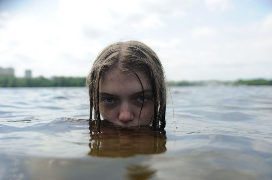 евушка в воде1.jpg