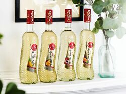 Дизайн тропической линейки белых вин "MIKADO"
