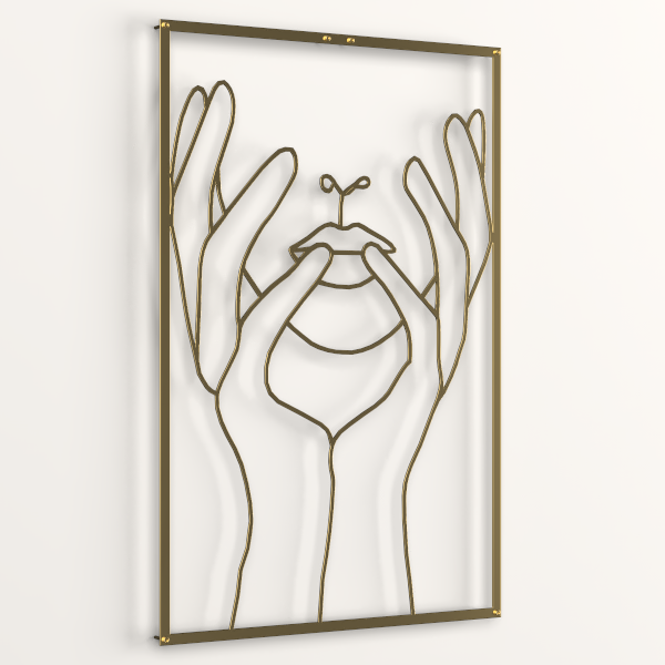 painting gold lips 1.png