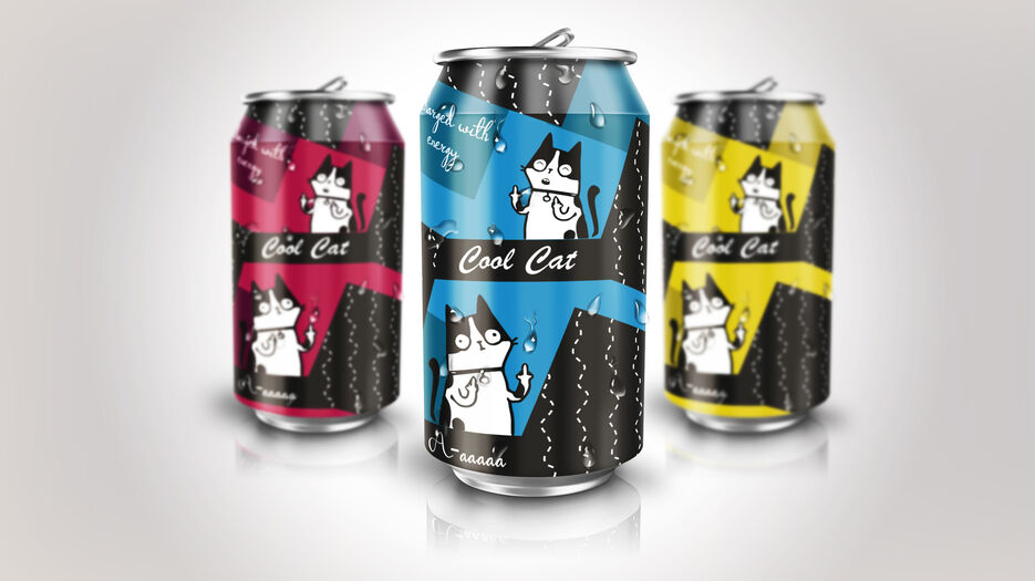 Soda Can Mock Up With Blur23.jpg
