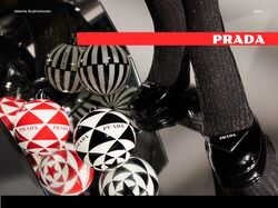 Presentation website about PRADA fashion show