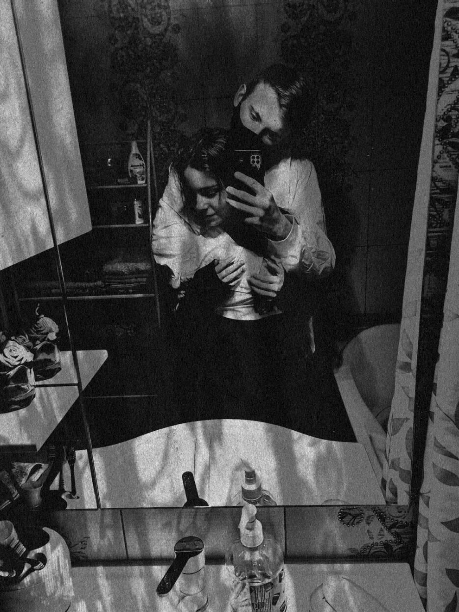 Picsart_22-02-09_22-16-51-820.jpg