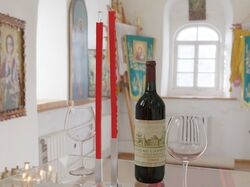 Вино при свечах