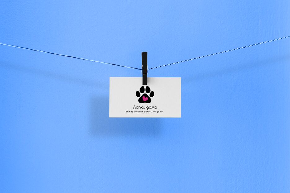 Free-Stylish-Photorealistic-Business-Card-Mockup-PSD.png
