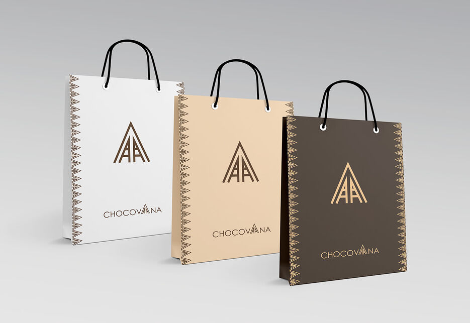 Free-Shopping-Bag-Mockup-PSDS.jpg