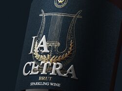 La Cetra label design