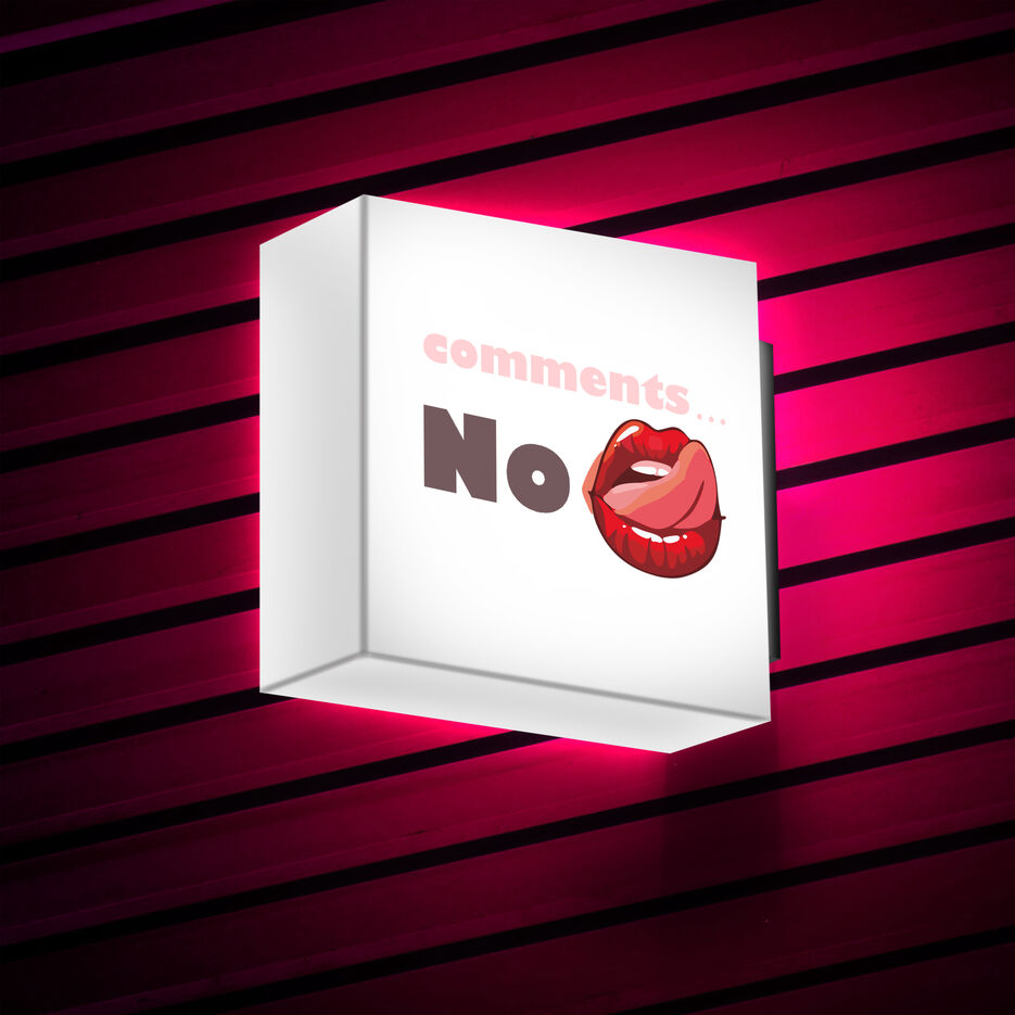 Lightbox-Signage-Mockup — копия.jpg