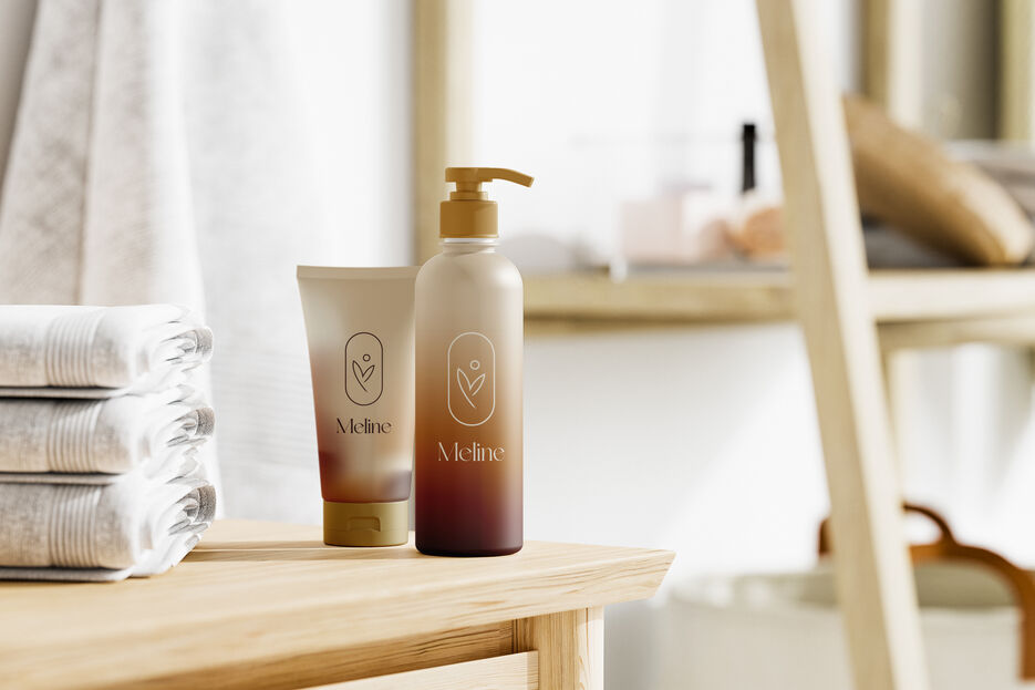 Free_Bottle_and_Tube_Mockup.jpg