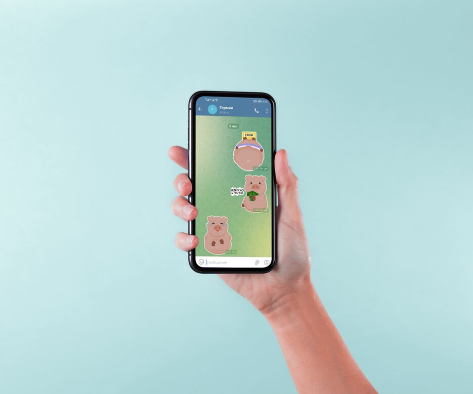 Holding-Hand-Smart-Phone-Mockup.png