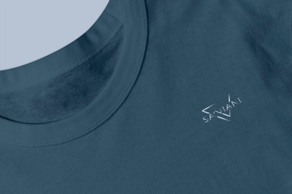 sweatshirt 1.jpg