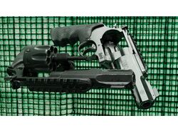 Gameready Industrial Revolver with picatinny rail