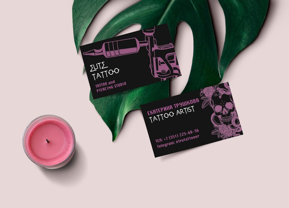 Feminine-Business-Card-Mockup.png