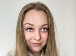 назви