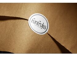 Дизайн стикеров для бренда Funfruitis