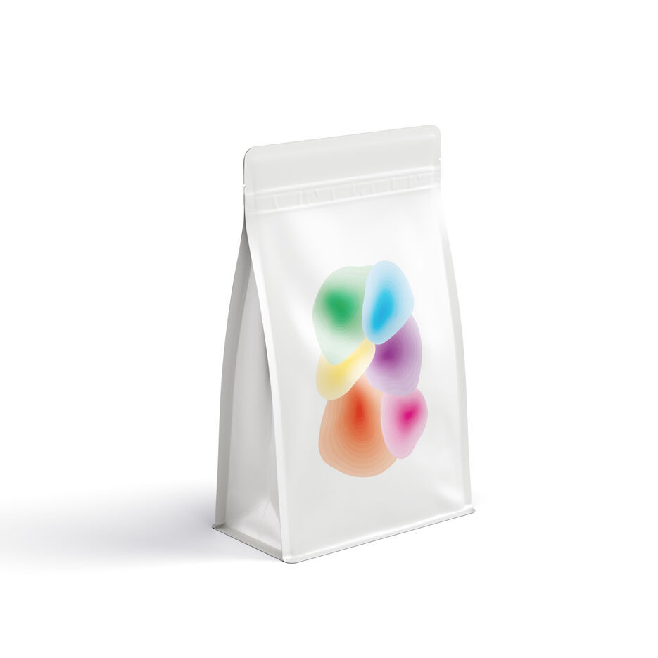 Free_Pouch_Mockup_1 копия.jpg