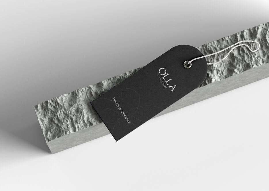 Free Label Tag on Stone Mockup.png