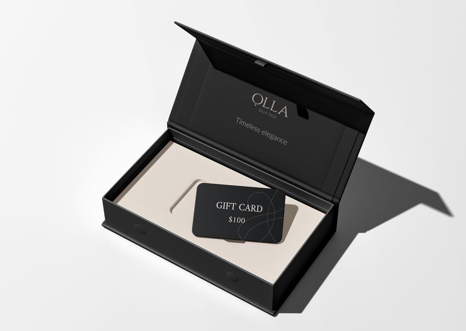 Free Membership Card with Magnetic Box Mockup.png