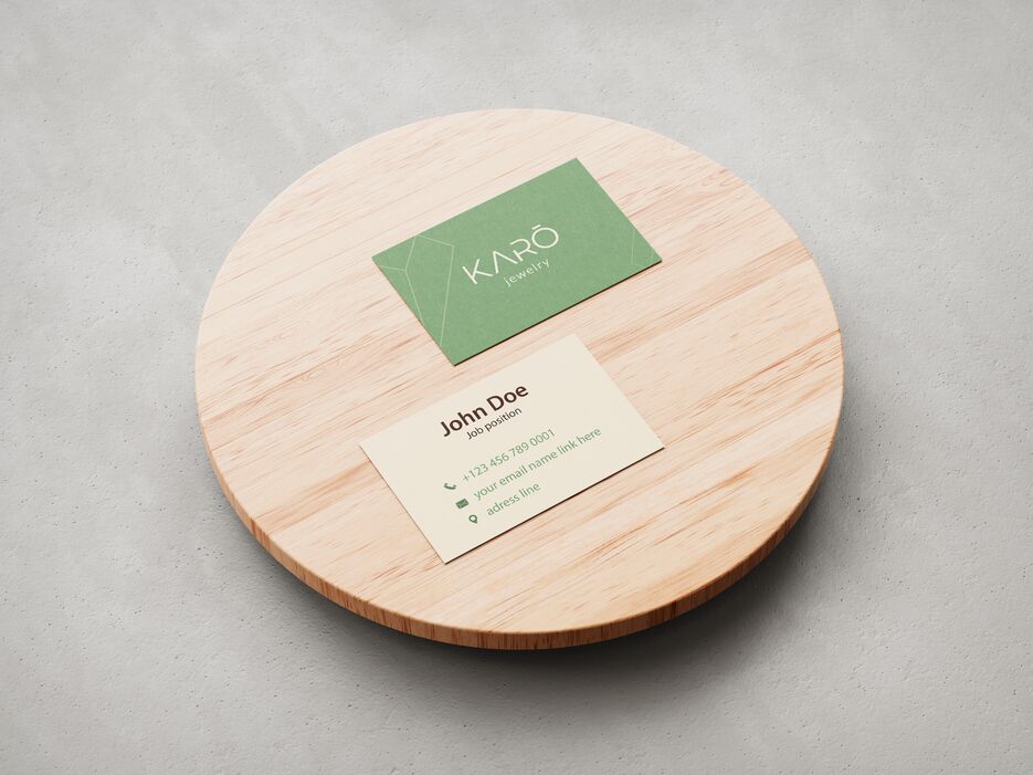 Free_Business_Cards_Mockup_1.png
