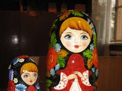 Матрёшки - Петриковская роспись